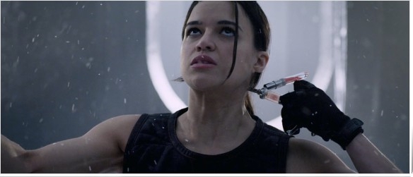 [Image: michelle_rodriguez_as_rain_ocampo_in_resident_3.jpg]