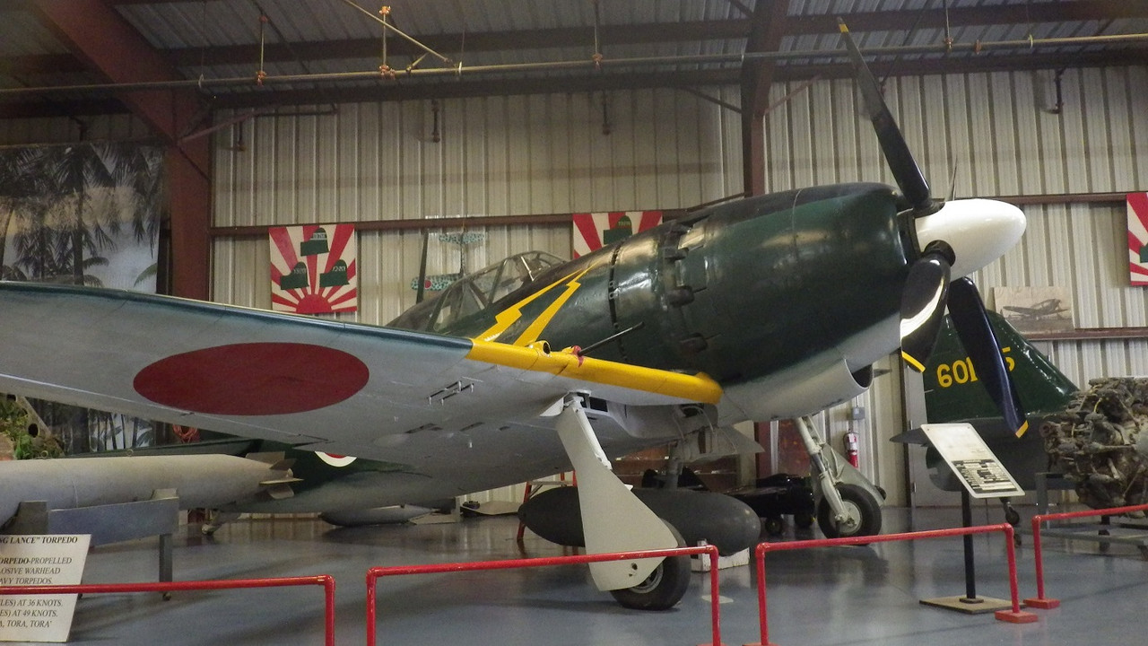 Mitsubishi J2M Raiden conservado en el Planes of Fame Museum en Chino, California