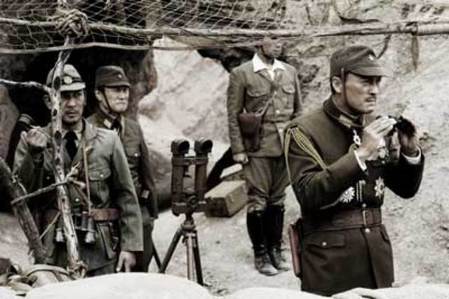 Fotograma de la película Cartas desde Iwo Jima, donde el actor Ken Watanabe interpreta magistralmente al General Kuribayashi