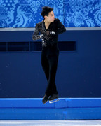 Denis_Ten_Winter_Olympics_Figure_Skating_GXVXX_V