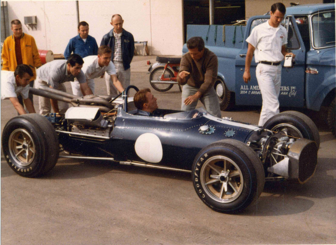 1966_Gurney_Eagle_debut_2.jpg